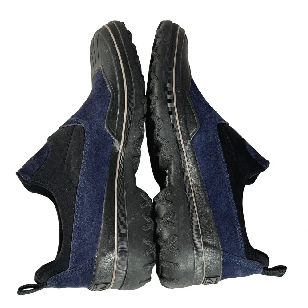 Clarks Mens Waterproof Suede Duck Shoes Navy Blue Slip On Loafers 38304 Size 8 M